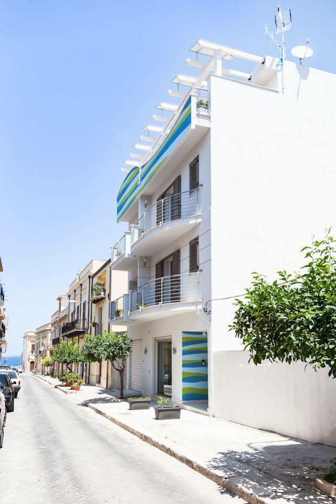 לינה וארוחת בוקר בלסטראטה Stanze Del Mare מראה חיצוני תמונה